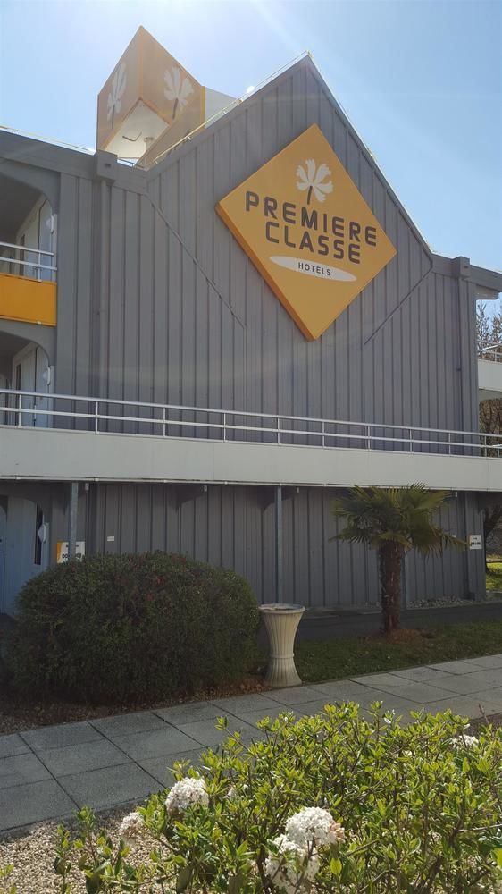 Premiere Classe Lyon Est Aeroport Saint Exupery Exterior photo